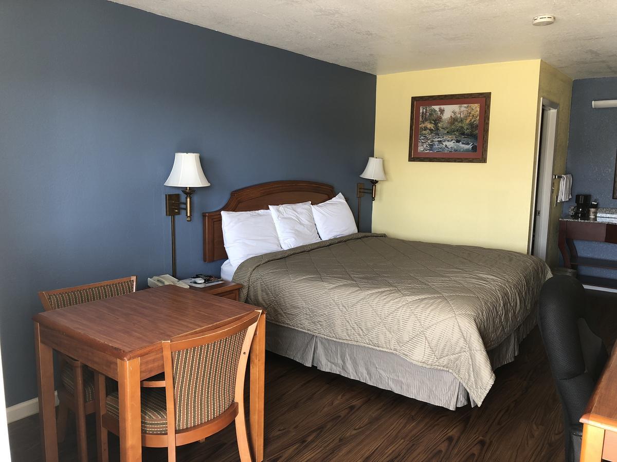 Brady Gold Key Inn מראה חיצוני תמונה